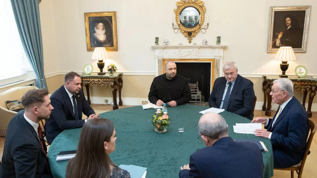 Делегации Украины, стран-участниц "коалиции желающих" и США / Фото: Минобороны