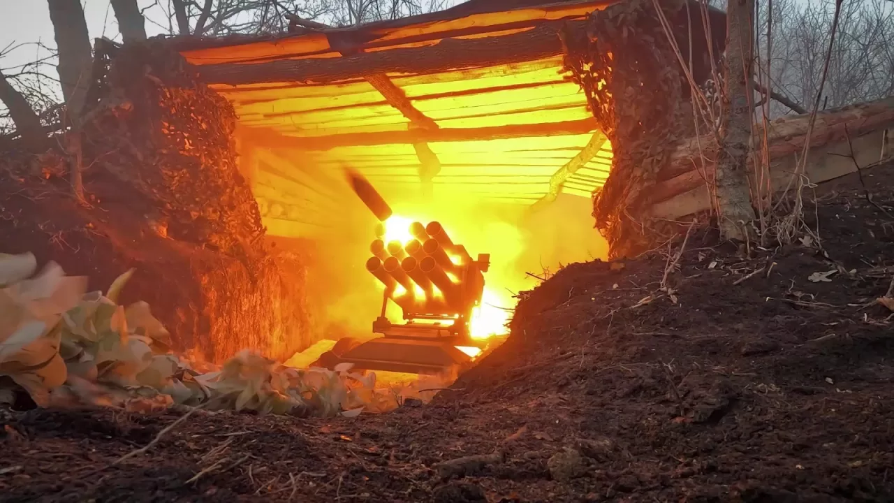 Украинские артиллеристы наносят удары по оккупантам / Фото: ГПСУ