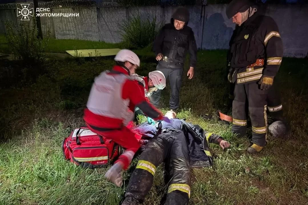 На Житомирщині під час обстрілу постраждав рятувальник / Фото: Житомирська ОВА
