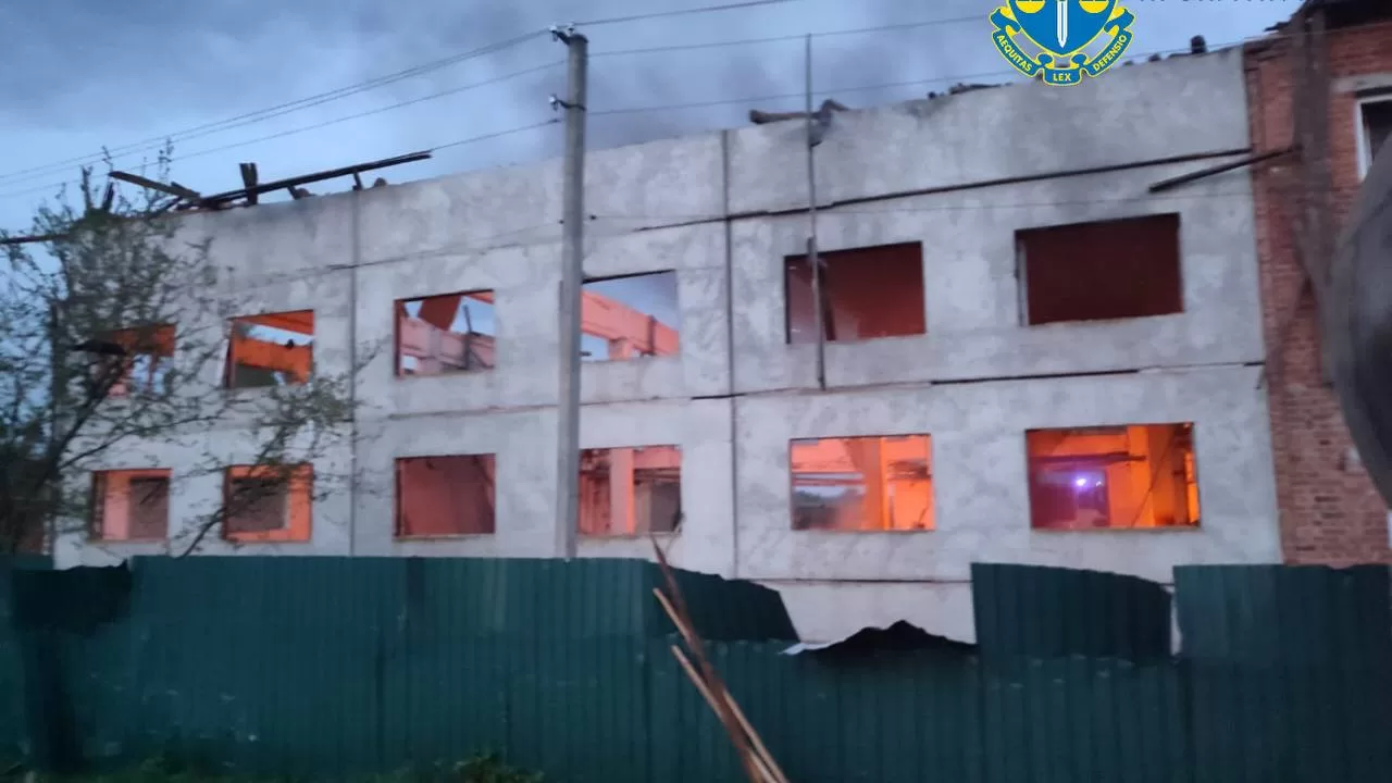 РФ атакувала чотирма "шахедами" сільгосппідприємство / Фото: Прокуратура Сумщини