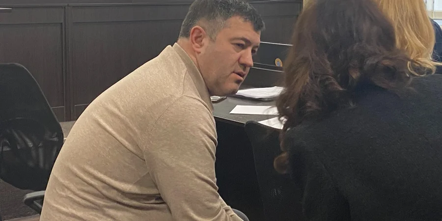 Подозреваемый во взяточничестве Роман Насиров в зале суда / Фото: Суспільне