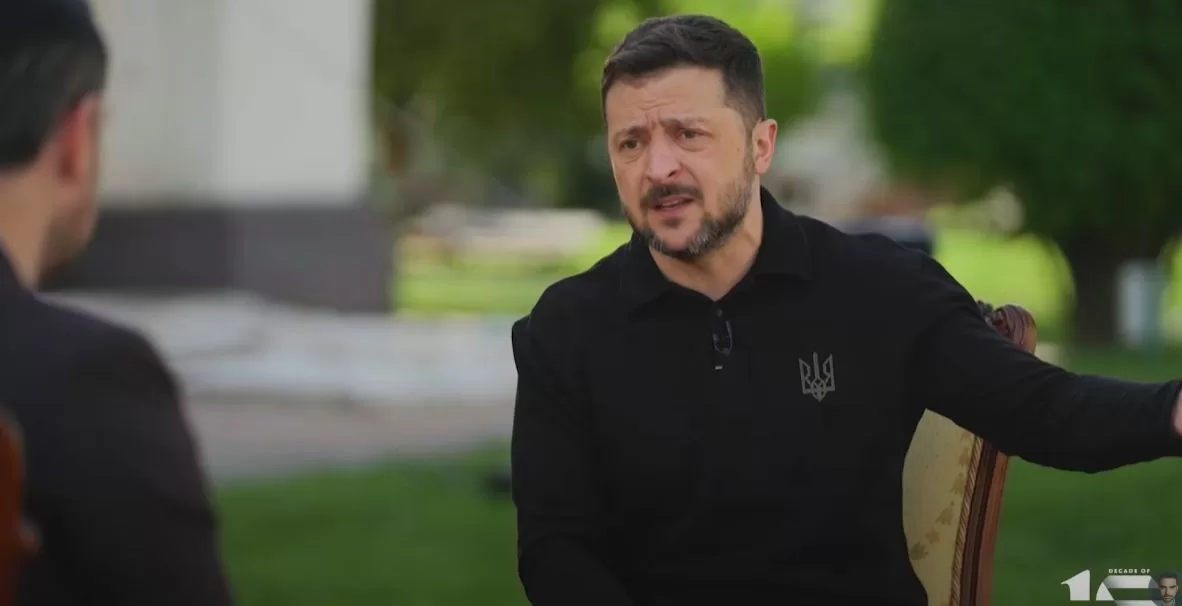 Президент Владимир Зеленский во время интервью основателю Daily Wire Бену Шапиро / Кадр из видео