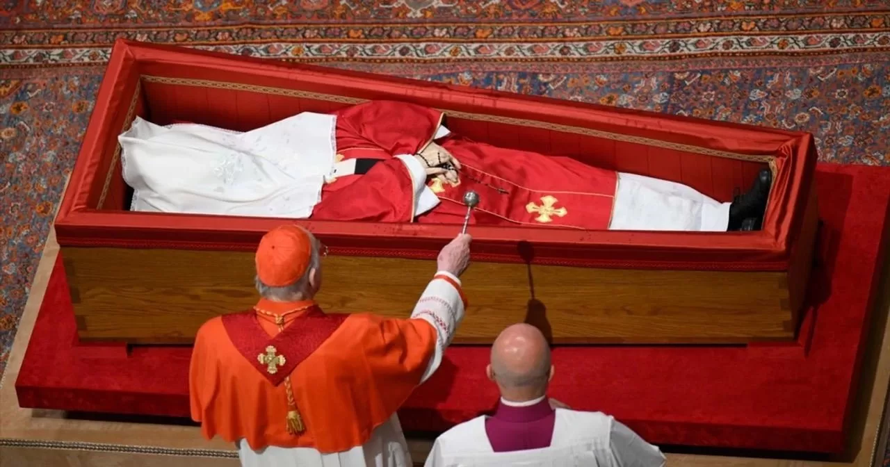 Сьогодні похорон Папи Франциска: світові лідери зібралися в Римі / Фото X CGTN Türk @cgtnturk