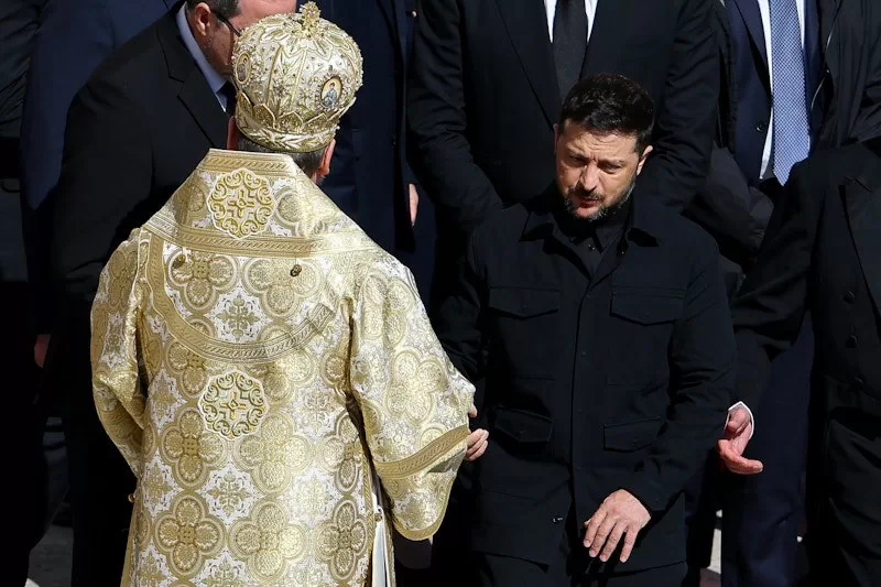 Президент Украины Владимир Зеленский на площади Святого Петра в Ватикане / Фото Reuters