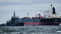 Департамент транспорта освободил судно Kiwala: танкер может покинуть Эстонию / Фото ERR
