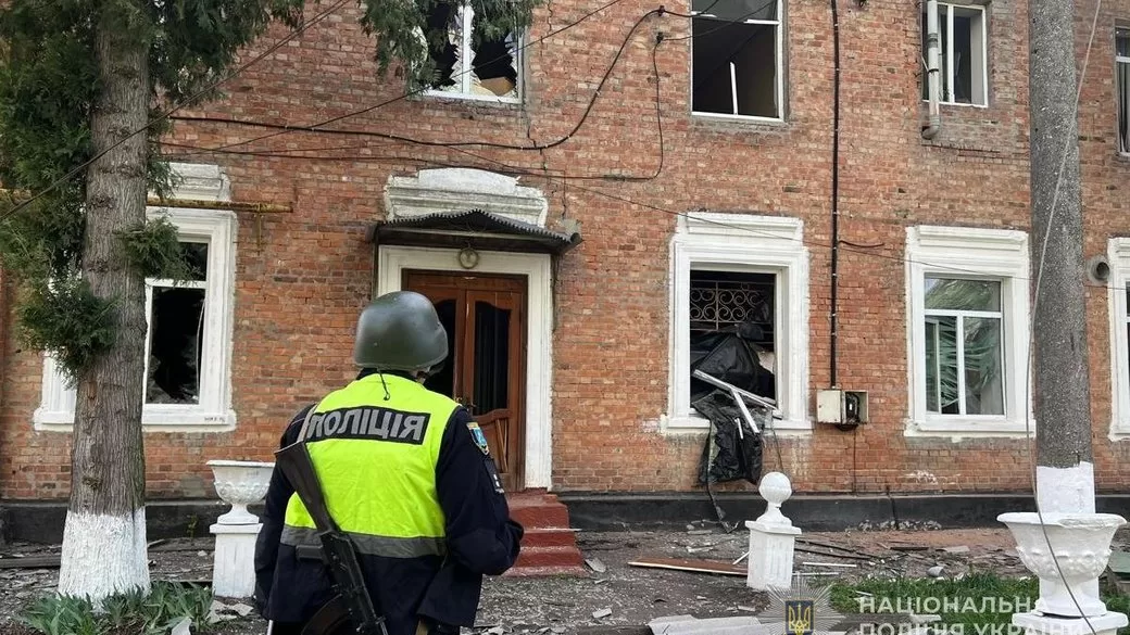 Последствия удара по Ворожбянской общине на Сумщине / Фото: Нацполиция