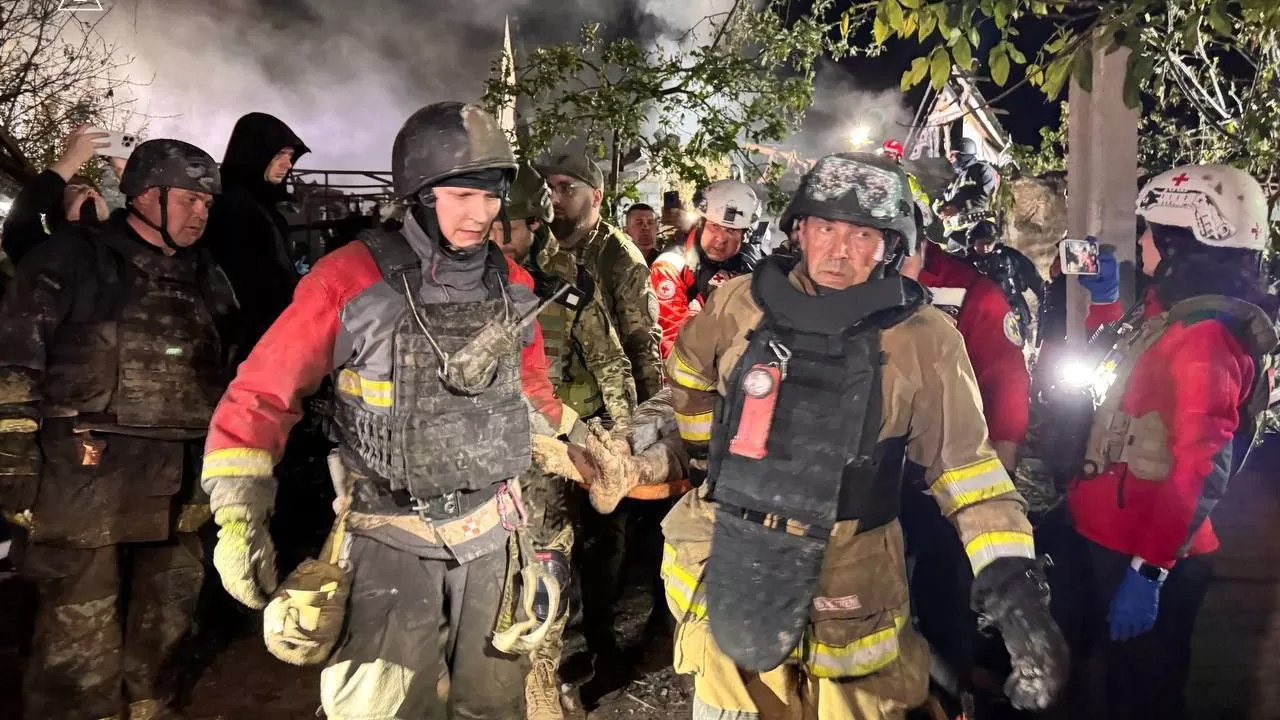 Четверо людей постраждали внаслідок атаки на Запоріжжя / Фото: ДСНС