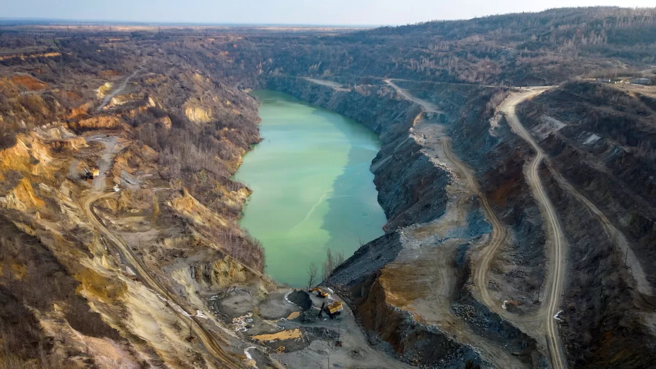 Open pit mine at the Zavallivka graphite deposit, Zavallia, Ukraine, 10 February 2025 / Reuters