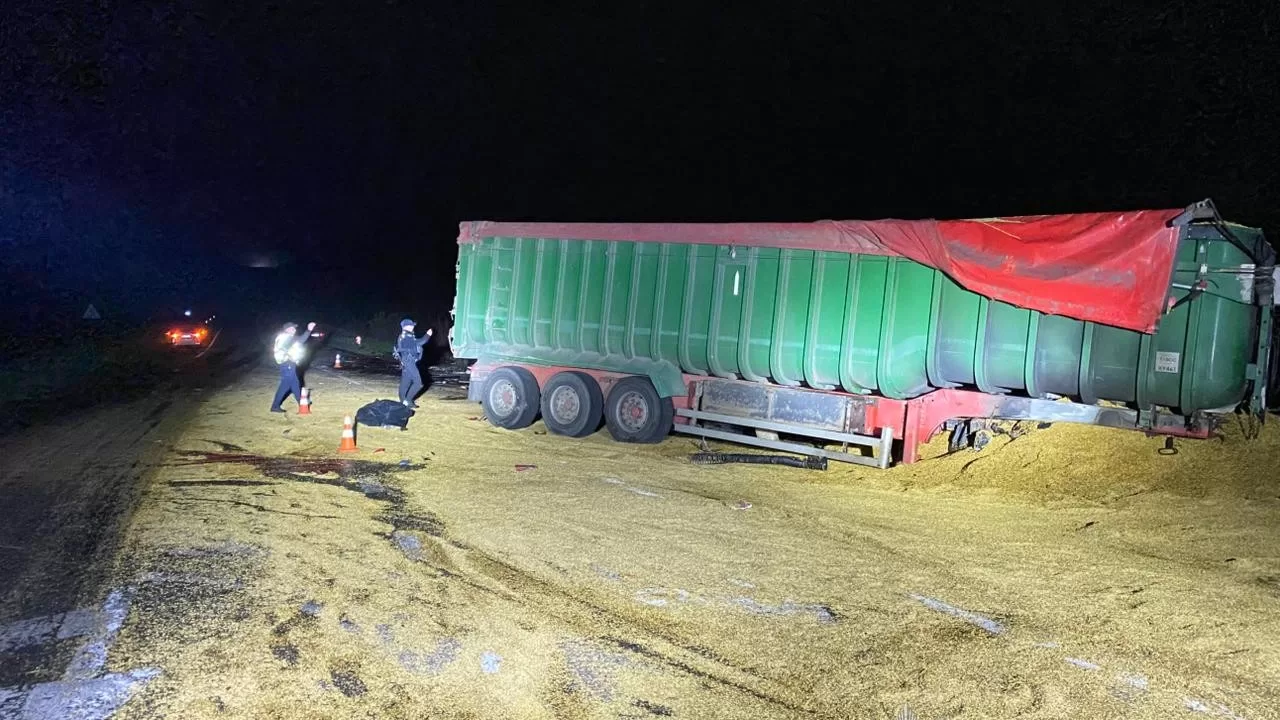 В результате масштабного ДТП в Сумской области погибли два человека / Фото: Полиция Сумской области