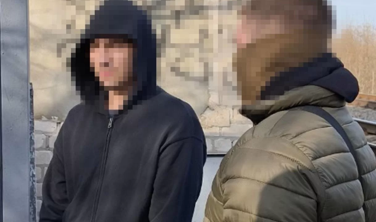 Задержанный по подозрению в поджогах оборудования Укрзализныци в Харьковской области / Фото: СБУ