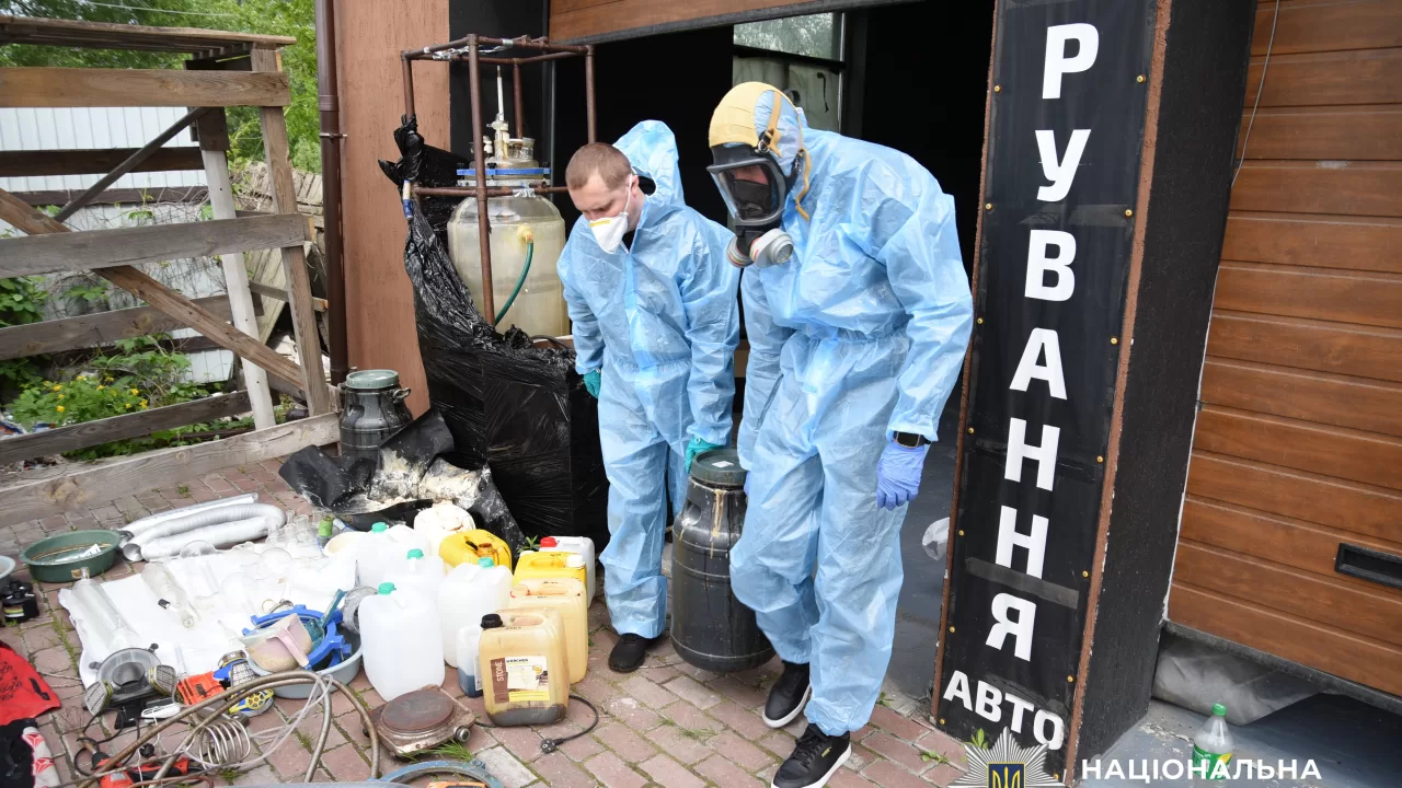 Обыски в нарколабораториях / Фото: Нацполиция