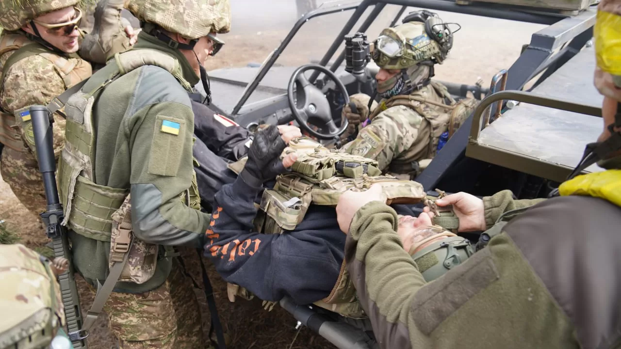 Евакуація пораненого / Фото ілюстративне: t.me/spartan_ngu