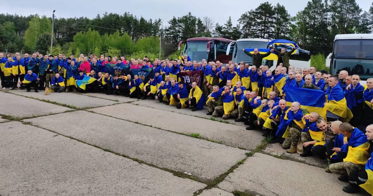 Exchange of prisoners of war, 6 May 2025 / Photo @V_Zelenskiy_official