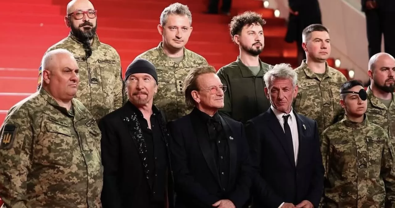 Фронтмен U2 Боно в Каннах: Україна зберігає нам свободу / Фото Instagram Микола Серьга