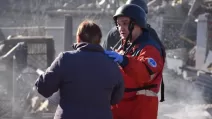 Medics at the scene of the shelling / Photo illustration: texty.org.ua