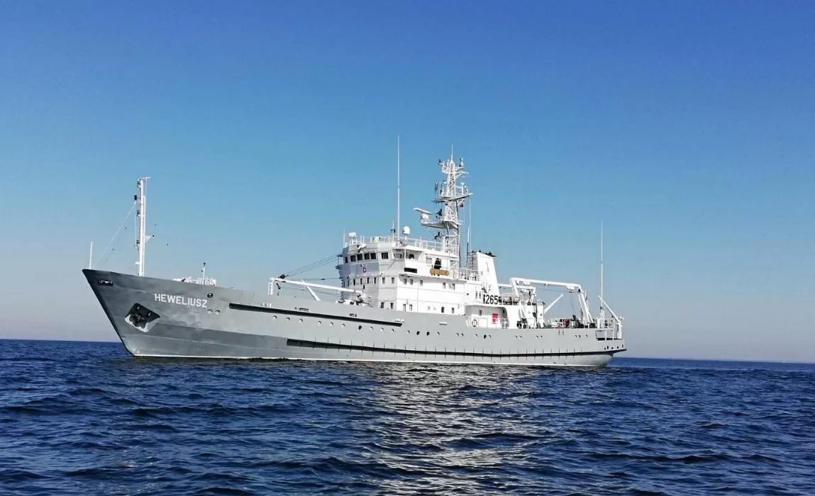 Гидрографический корабль Heweliusz / Фото: Владислав Косиняк-Камыш/X
