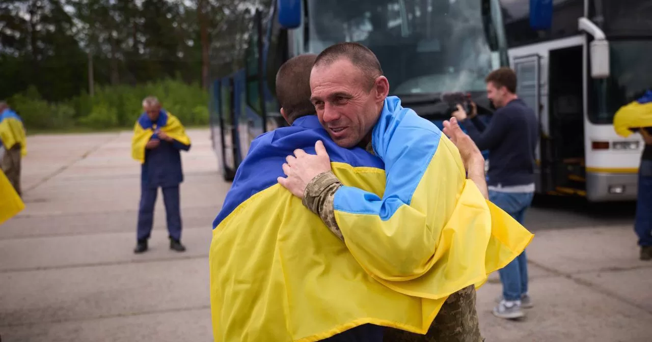 Today is the second day of the 1,000 for 1,000 exchange. In just two days, 697 people have already been returned. Illustrative photo / Photo @V_Zelenskiy_official