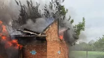 Fire after shelling in Sumy region / Photo: Sumy Regional State Administration