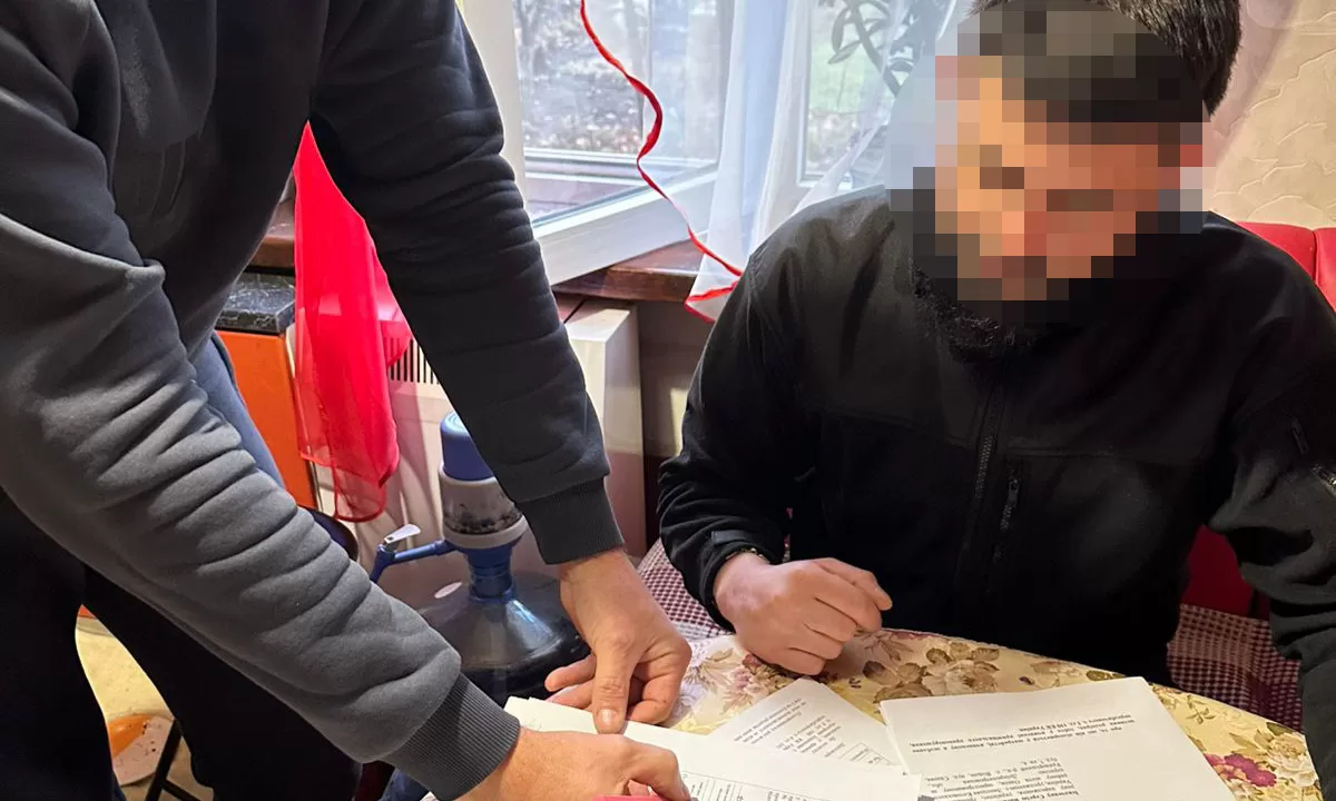 Судитимуть директора підприємства, який поставив військовим 20 тис. неякісних спальників / Фото: ДБР