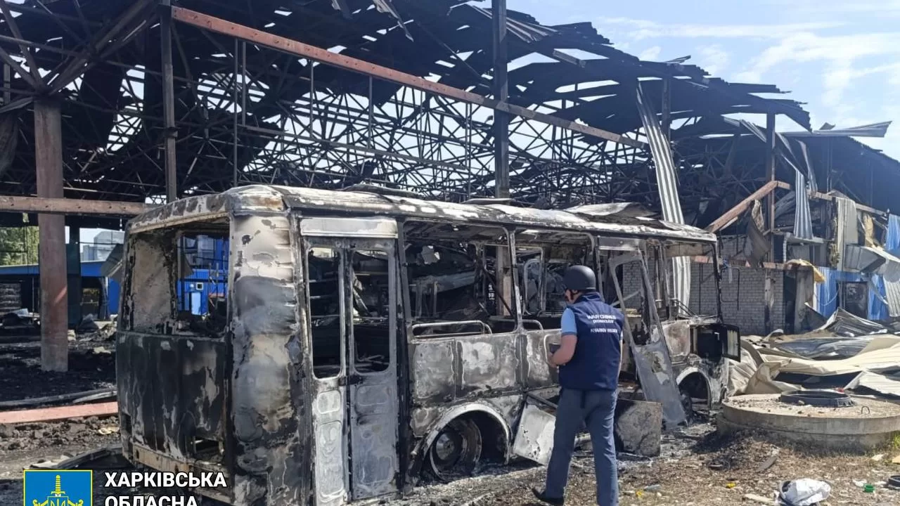 У ніч на 28 травня російські війська атакували передмістя Харкова ударними дронами / Фото: Харківська обласна прокуратура