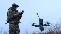 Украинский оператор FPV-дрона / Фото: 92 штурмовая бригада