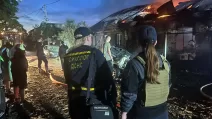 Рятувальники надають допомогу цивільним у Чернігові / Фото: ДСНС