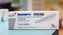 Коробка с препаратом Ozempic производства Novo Nordisk в аптеке в Лондоне, 8 марта 2024 года / Фото Reuetrs
