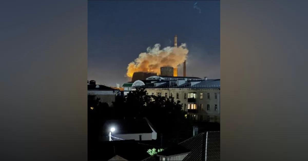 Novomoskovsk, Tula region, the chemical plant NAK Azot is on fire. 8 June 2025 / Photo from X @by_Ukraine