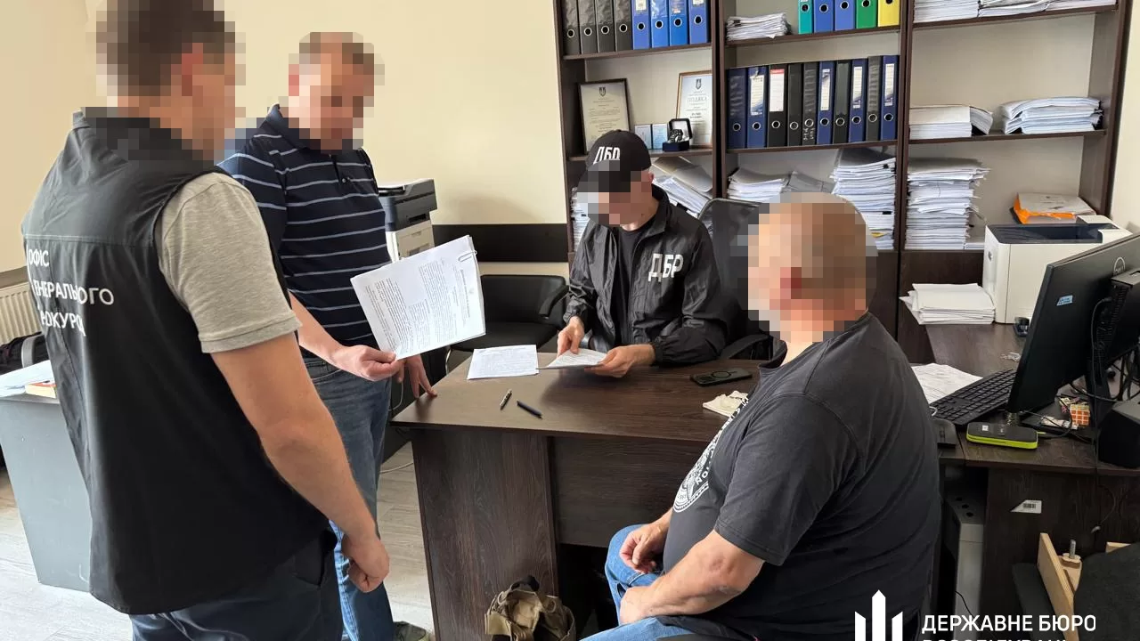 ДБР повідомило про підозру у незаконному збагаченні колишньому керівнику одного з управлінь сил логістики ЗСУ / Фото: ДБР