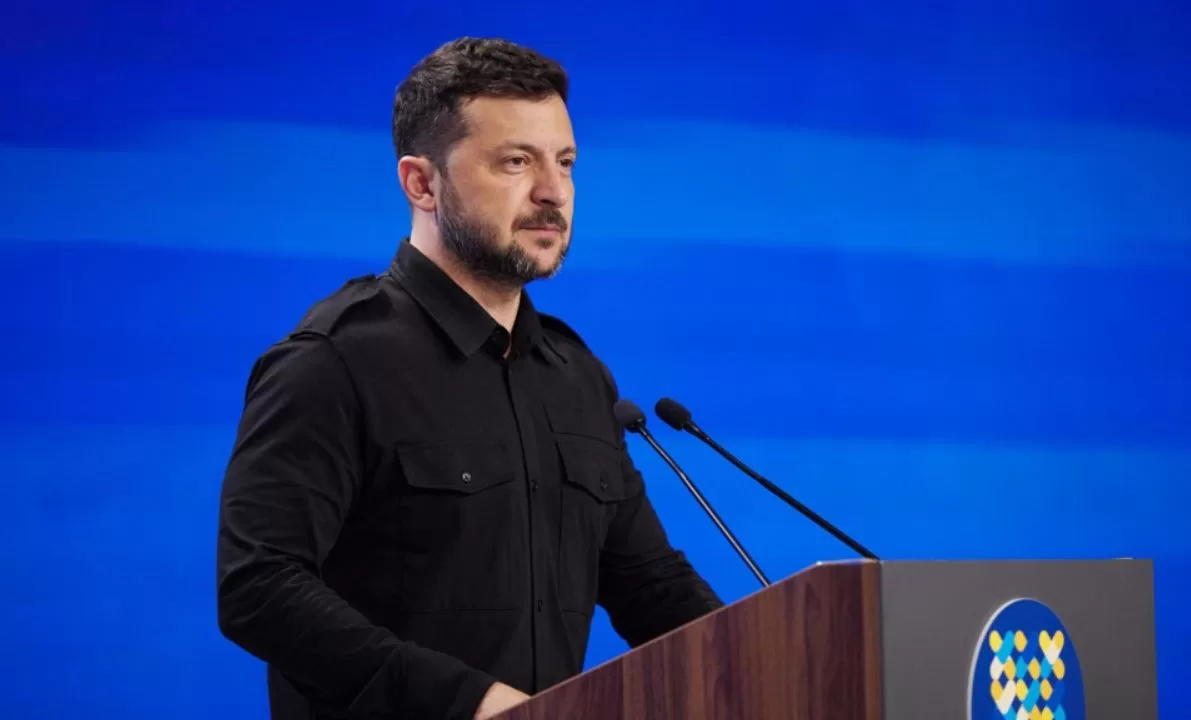 The level of trust in Zelensky has declined slightly