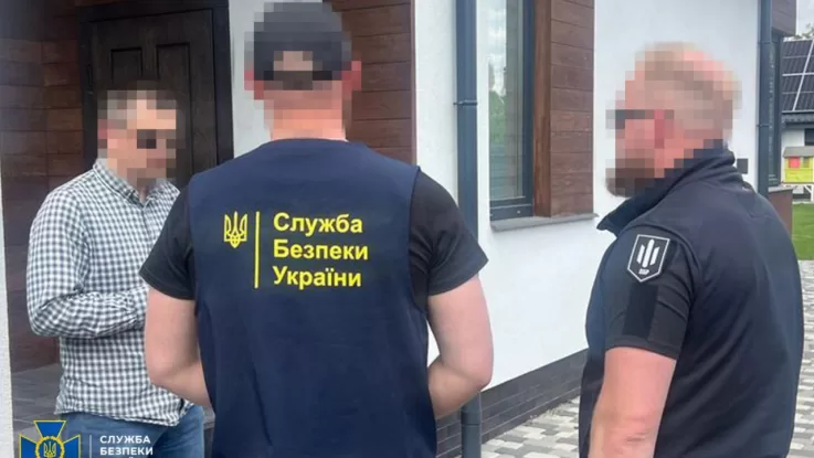 Обшуки у фігурантів справи