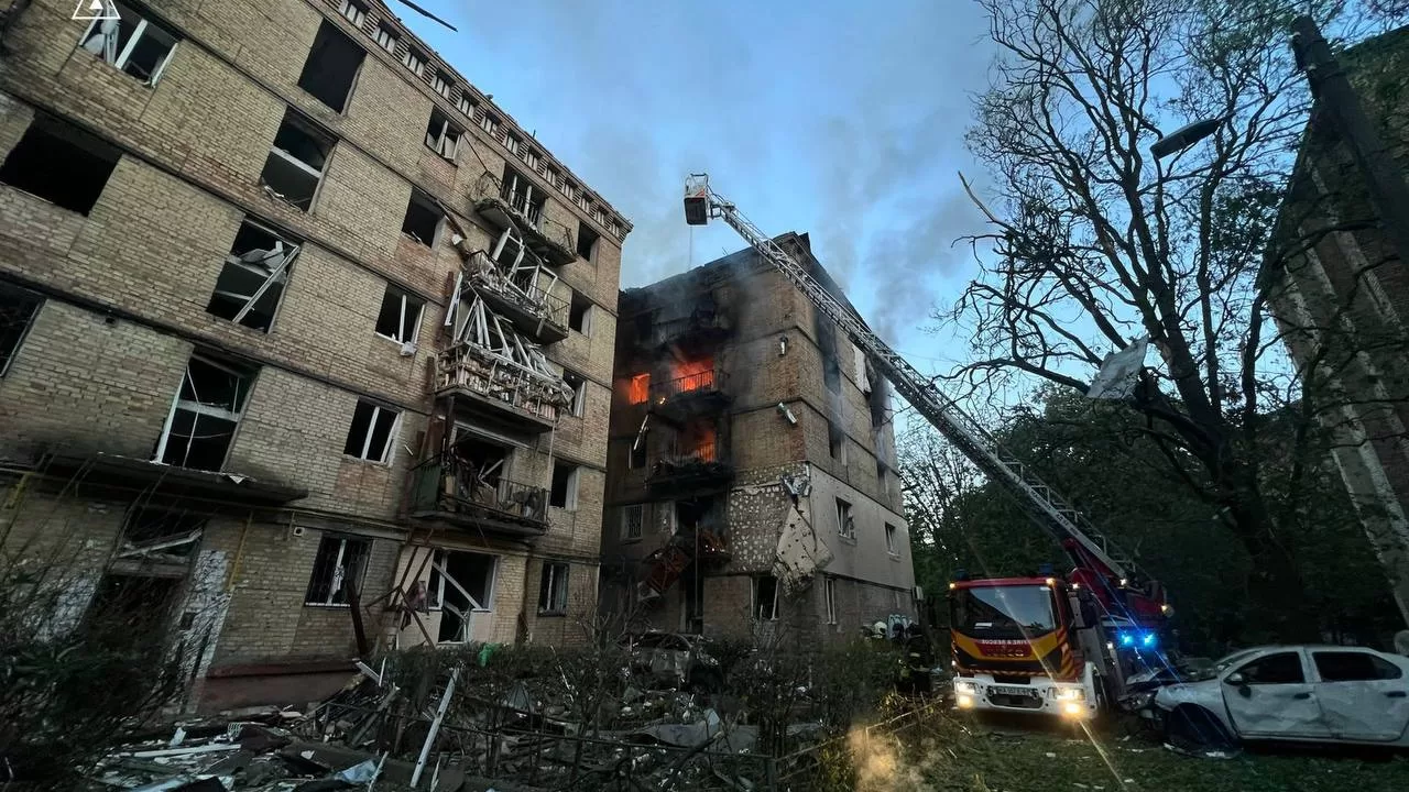 Разрушенный дом в Киеве / Фото: ГСЧС