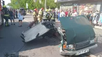У ДТП у Кривому Розі загинув чоловік, четверо травмованих / Фото: ДСНС 