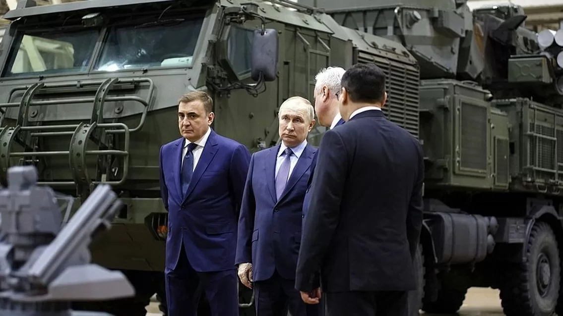 Путин на производстве ЗРГК "Панцирь-С1" в Туле / Фото: пресс-служба администрации президента РФ