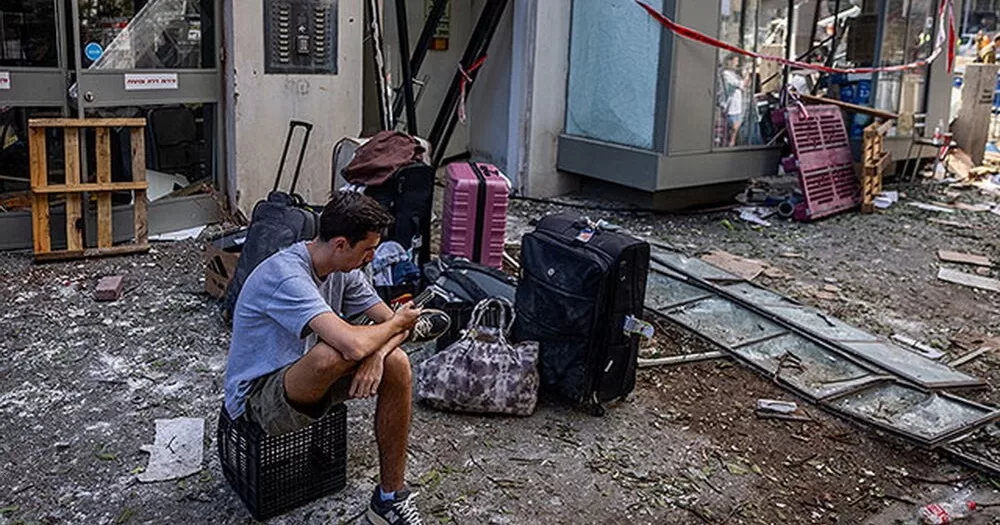 Волонтери патрулюють потерпілі від обстрілів райони Ізраїлю / Фото Flash90