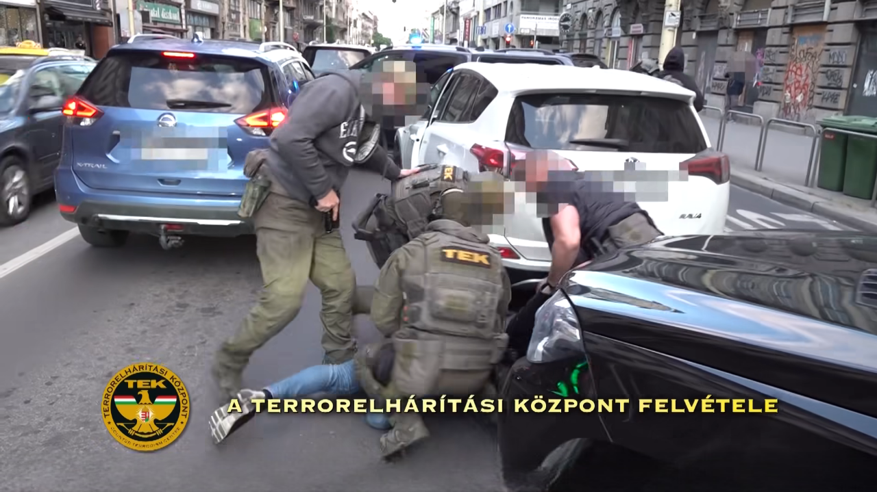 Затримання колишнього українського дипломата угорським контртерористичним центром / Кадр з відео