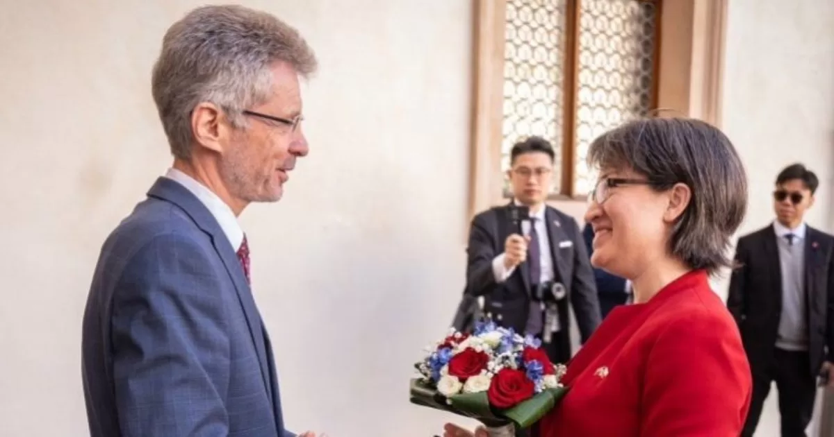 Председатель Сената Милош Выстрчил (ODS) встретился с вице-президентом Тайваня Сяо Би-хим / Фото Сенат Чешской Республики