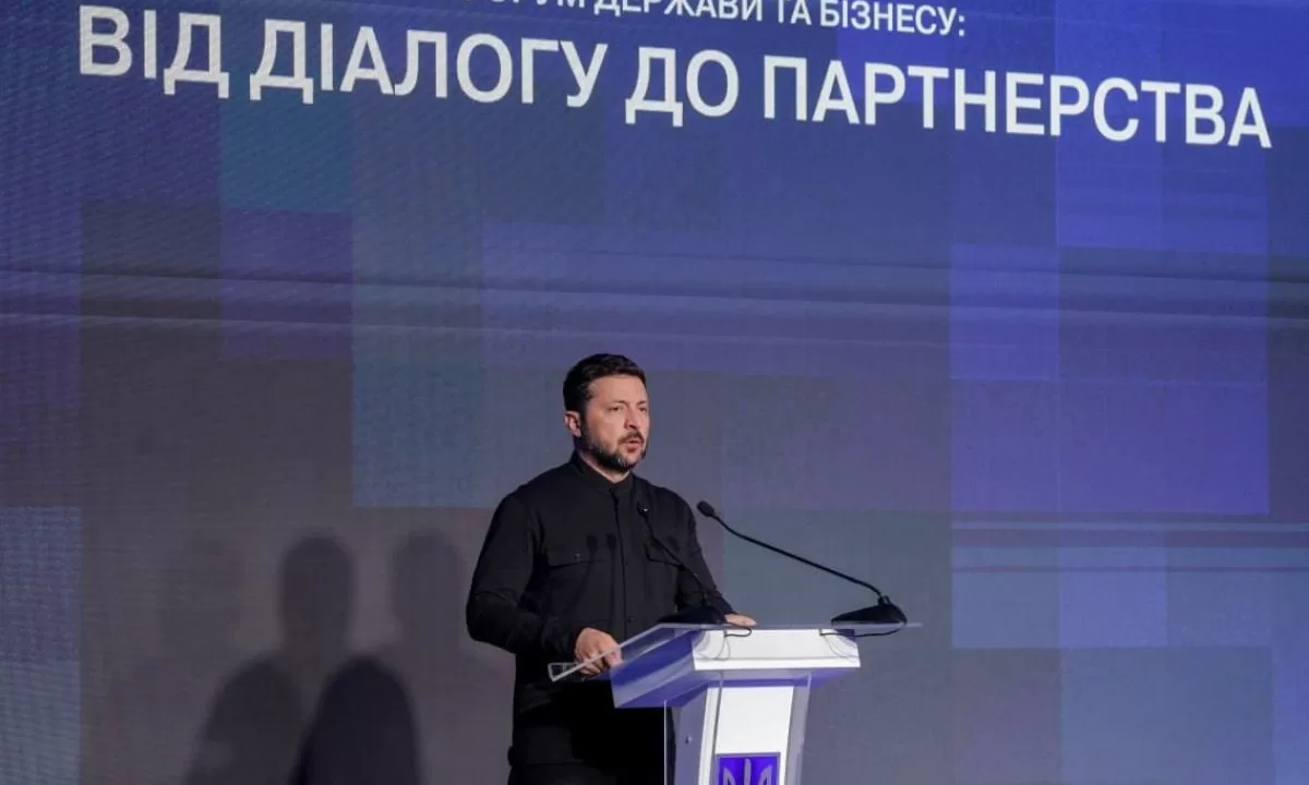 Володимир Зеленський на «Форумі влади та бізнесу: від діалогу до партнерства» 27 червня 2025 / Скріншот з відео