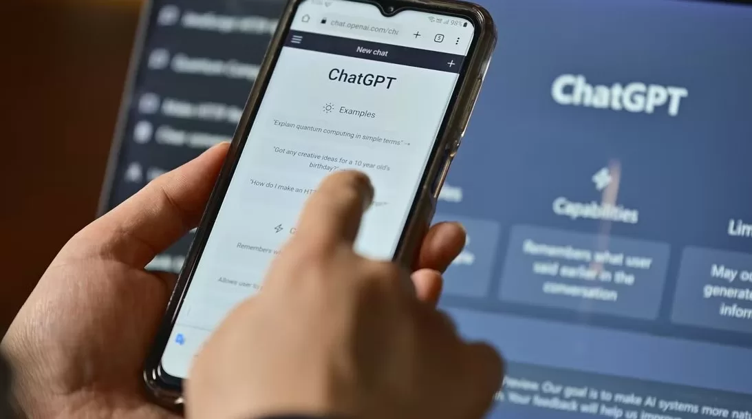 Додаток ChatGPT / Ілюстративне збраження Shutterstock