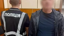 Полицейские Киева задержали мужчину, который ударил заслуженную артистку Украины из-за конфликта во время движения в такси / Фото: НПУ
