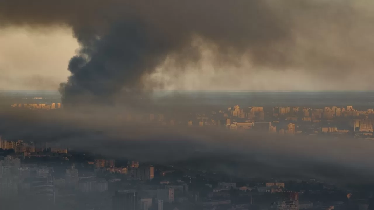 Затягнутий димом Київ / Фото: libkos