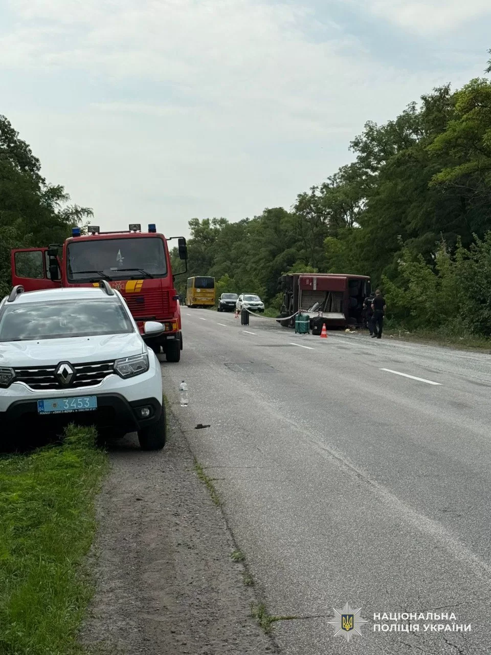 На Дніпропетровщині перекинувся пасажирський автобус