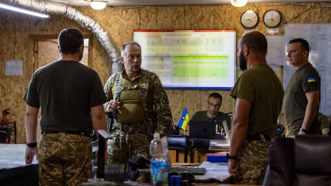 Олександр Сирський на Харківщині / Фото: Генштаб ЗСУ