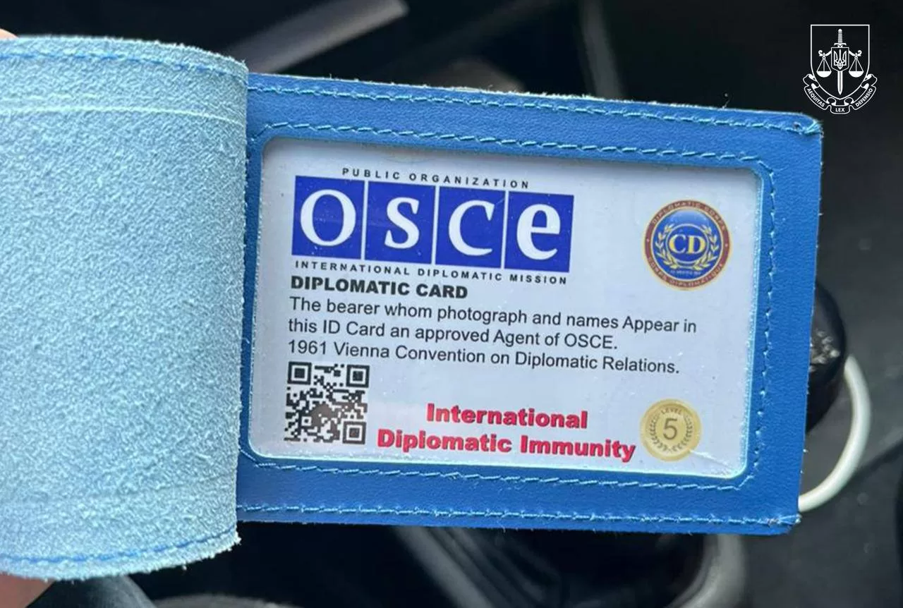 Масштабна спецоперація на митниці: посадовців ловлять на хабарях і видачі фальшивих посвідчень ОБСЄ