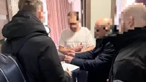 Затримання директора компанії, яка діяла в Україні під брендом онлайн-казино PIN-UP / Фото ДБР