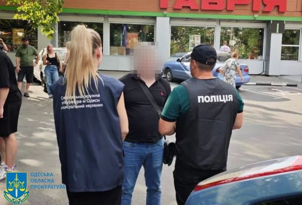 В Одесі на хабарі піймали посадовця райадміністрації / Фото: Одеська обласна прокуратура