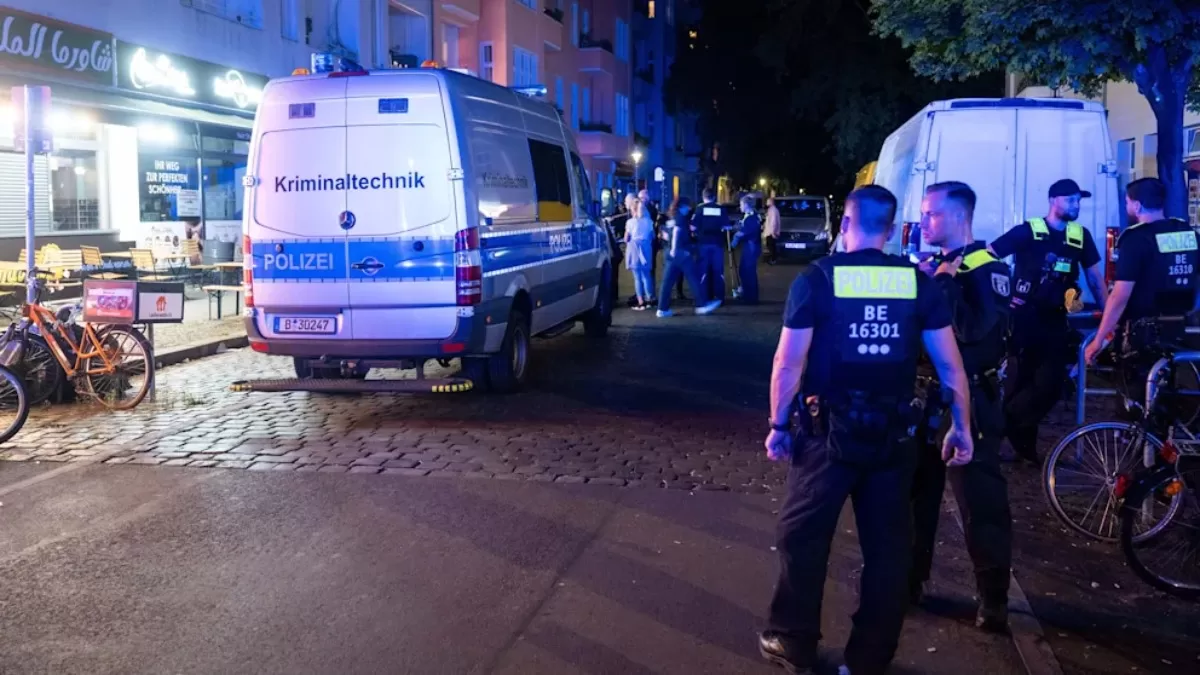 Место происшествия окружили значительные силы полиции, район оставался перекрытым до поздней ночи / Фото dpa