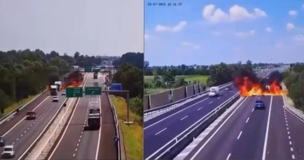 Кадри падіння літака в Італії / Скриншот