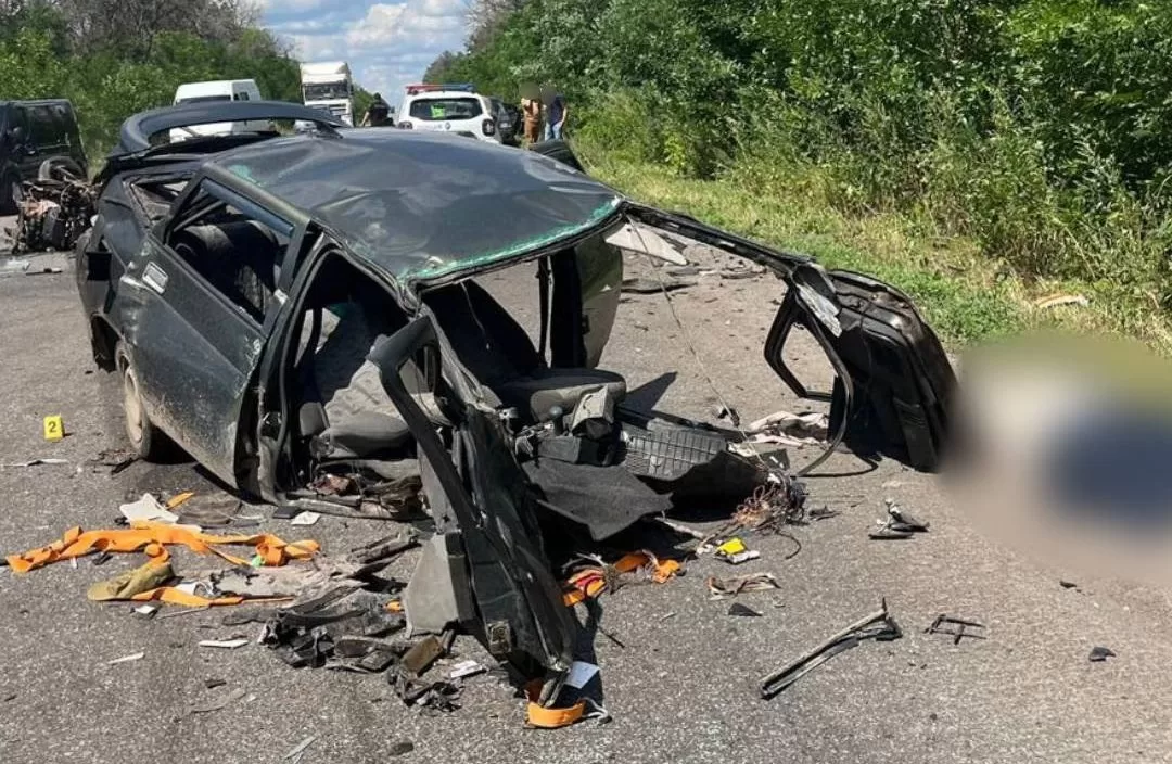Одна людина загинула в ДТП на Харківщині, двоє постраждали / Фото: Поліція Харківської області