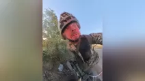 Андрей Филатов за мгновение до атаки дрона / Скриншот из Telegram «Курсы тактической медицины»